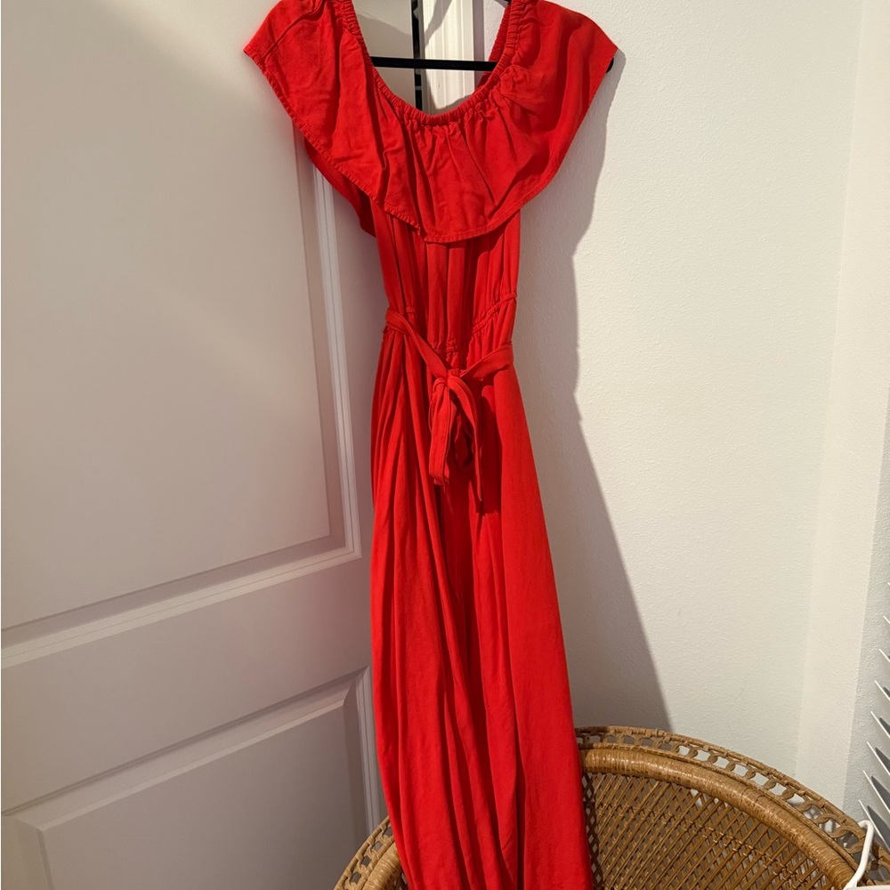 Elegant Red Off-Shoulder Dress